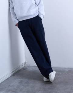 Model wearing Baggy fit twill chino in navy
