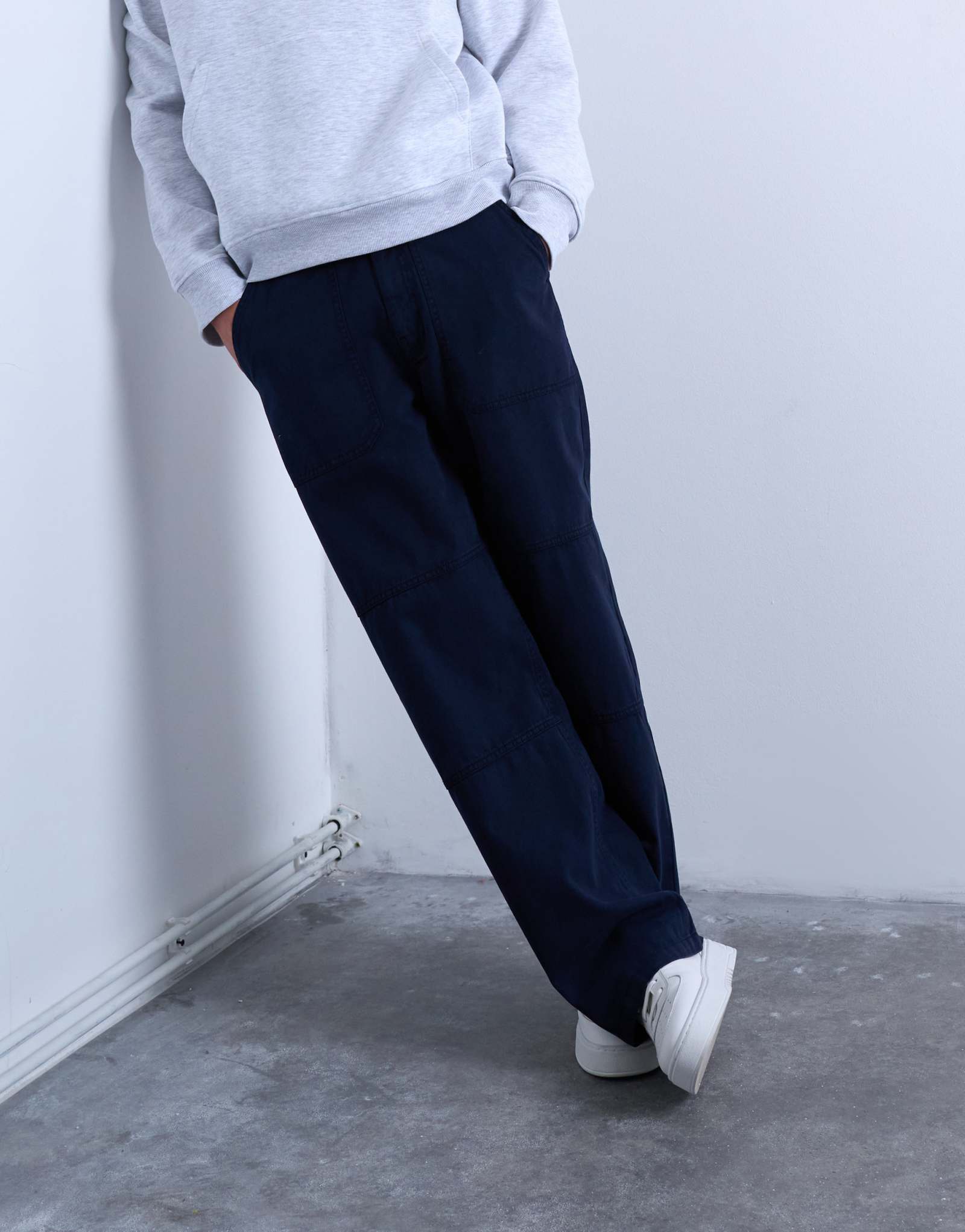 Темно-синие брюки-чиносы Topman из саржи мешковатого покроя