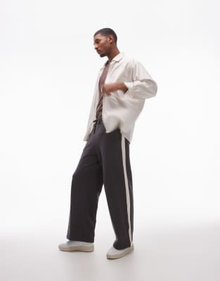 baggy leg sweatpants with contrast side stripe in charcoal-Gray