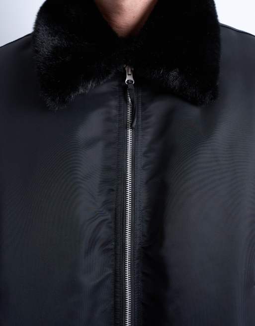 Topman – Bomberjacke in Schwarz mit Kragen aus Kunstpelz, 4 von 5