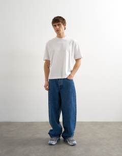 Model wearing Boxy oversized cropped t-shirt in white