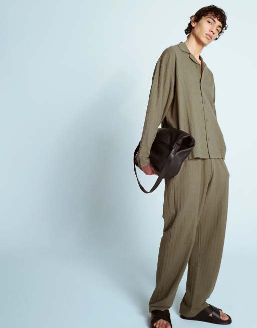 Topman boxy oversized fit long sleeve button through jersey shirt with seersucker in khaki, 3 of 4