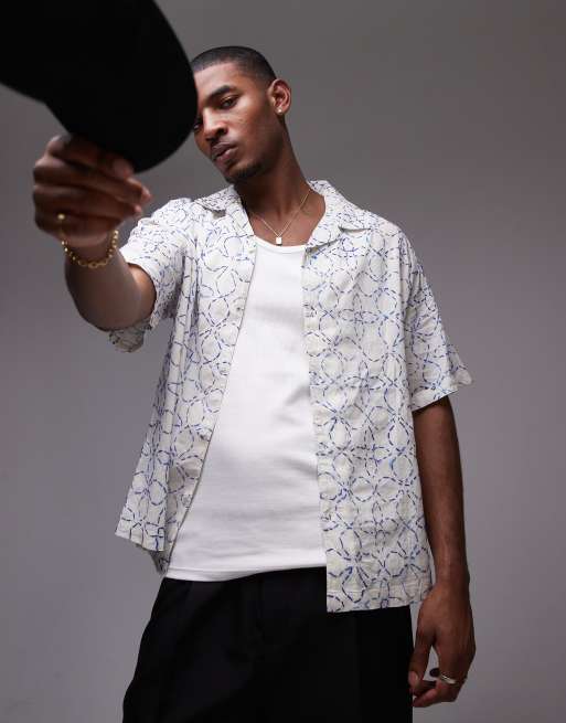 Topman - Camicia a maniche corte bianca con ricamo floreale fatto a mano