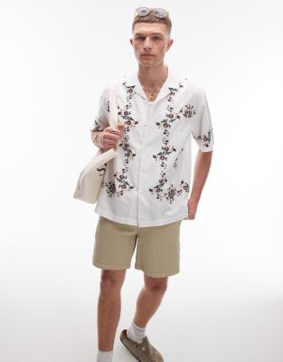 Topman - Camicia a maniche corte comoda bianca con ricami floreali