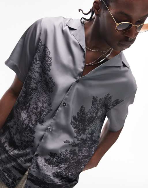 Topman - Camicia a maniche corte vestibilità classica grigia in raso con stampa di paesaggio e rever