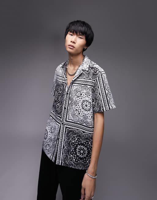 Topman - Camicia in raso bianca e nero con stampa stile bandana e rever