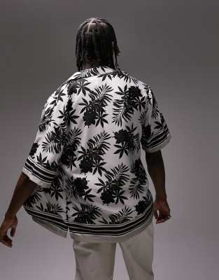 Camicia in raso con stampa di palme e motivo sui bordi-Black - Topman Camicia donna  - immagine1
