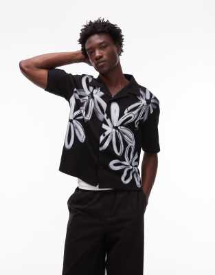 Topman - Camicia squadrata in jersey con bottoni nera con stampa di fiori - view 1