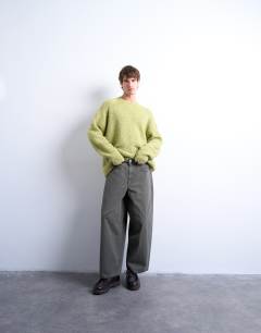 Canvas barrel trouser in khaki