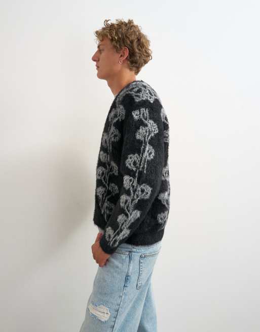 Topman Cardigan in lockerer Passform aus flauschigem Strick mit Blumenmuster in Schwarz, 5 von 5