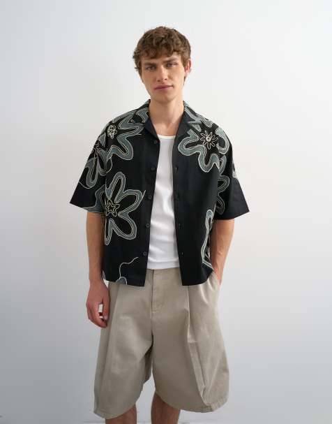 Topman - Chemise coupe carrée en jersey épais avec fleurs appliquées sur l'ensemble - Noir - view 1