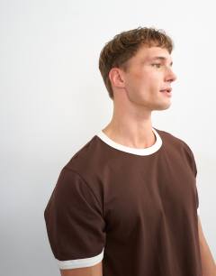 Model wearing Classic fit crop ringer t-shirt in brown