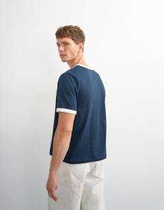 Model wearing Classic fit crop ringer t-shirt in navy