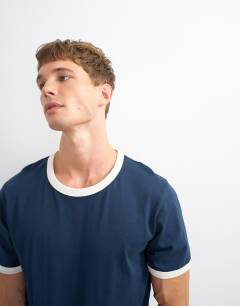 Model wearing Classic fit crop ringer t-shirt in navy