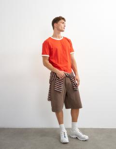 Model wearing Classic fit crop ringer t-shirt in red