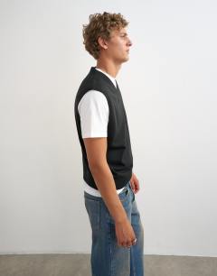Model wearing Classic fit fine knit tank in black