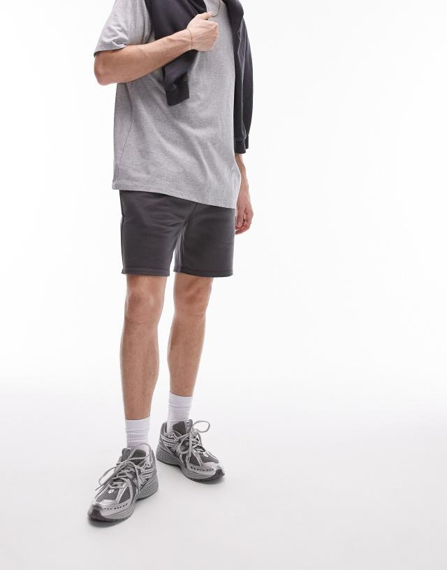 Topman - classic fit jersey short with raw hem in charcoal