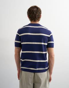 Model wearing Classic fit knitted stripe t-shirt with stripe in navy