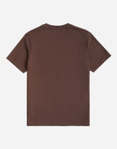 Model wearing Classic fit t-shirt in brown