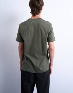 Model wearing Classic fit t-shirt in khaki
