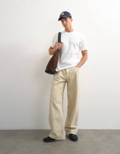 Model wearing Classic fit t-shirt in white
