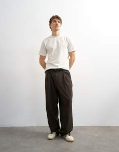 Model wearing Classic fit textured t-shirt in cream