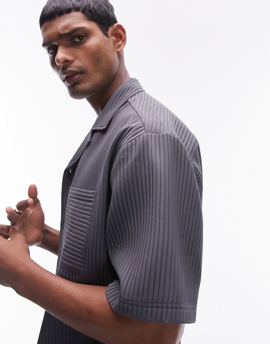 Topman co-ord short sleeve regular fit revere plisse shirt in charcoal-Grey