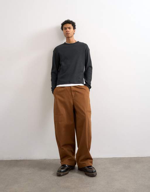 Topman cropped fit long sleeve heavyweight waffle T-shirt in washed black, 2 of 5