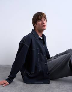Model wearing Denim look jersey shacket in navy
