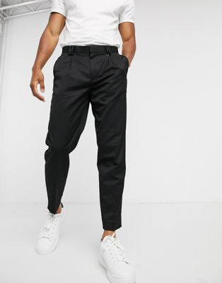 pleated tapered trousers mens