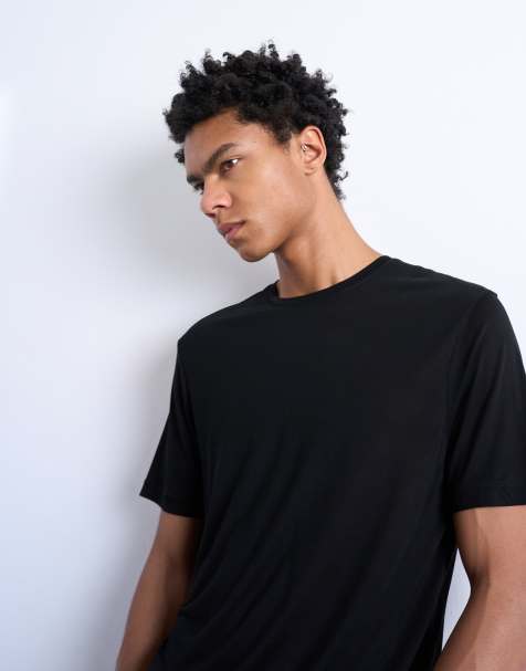 Topman – Durchscheinendes T-Shirt in Schwarz mit klassischer Passform - view 1