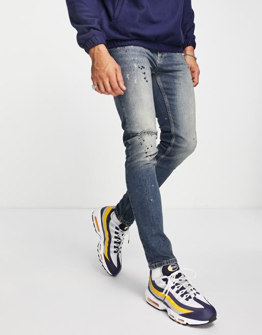 Topman Enge zerrissene Stretch Jeans in dunkler Waschung mit Farbspritzern ASOS