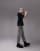 Thumbnail 3 van 4