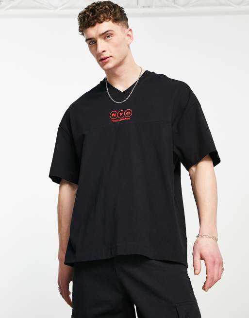 Topman - Extreem oversized T-shirt met V-hals en 'NYC' print in zwart 