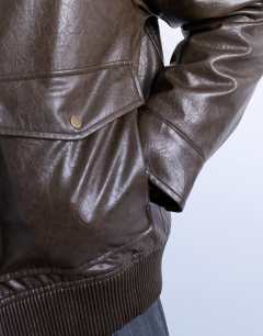 Model wearing Faux leather borg collar washed jacket in chocolate