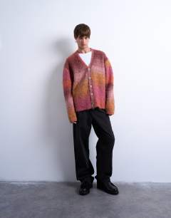 Model wearing Fluffy knitted crew cardigan in burgundy