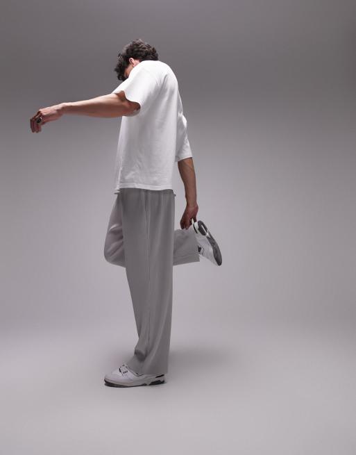 Topman – Gerade geschnittene, plissierte Hose in Hellgrau