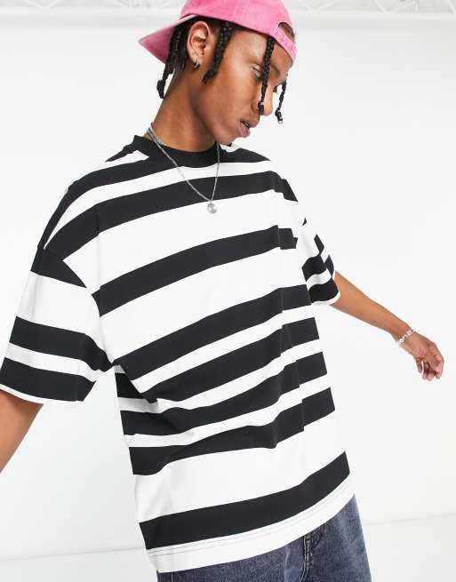 Topman – Gestreiftes Super-Oversize-T-Shirt in Schwarz-Weiß