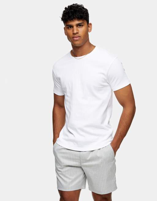 Topman – Gewebte, eng geschnittene Shorts zum Überziehen in Grau mit Streifenmuster