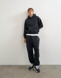 Heavyweight baggy fit cuffed jogger in black