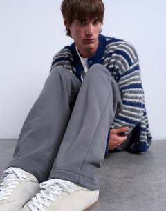 Model wearing Heavyweight straight leg jogger in charcoal