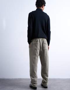 Model wearing Heavyweight straight leg jogger in washed khaki
