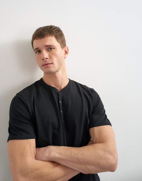 Topman henley de corte clásico con tapeta ribeteada en negro - view 1