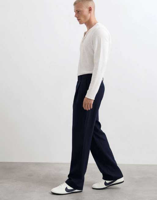 Topman Hose mit lockerer Passform und Nadelstreifen in Marineblau, 7 von 10