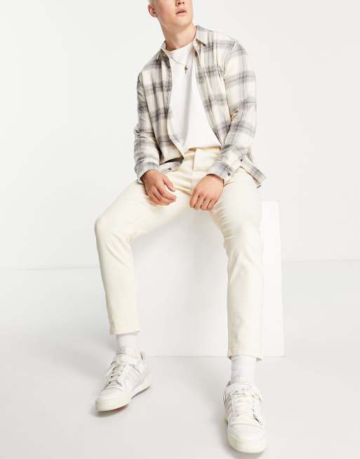 Topman – Jeansy ze zwężanymi nogawkami ze stretchem w kolorze ecru