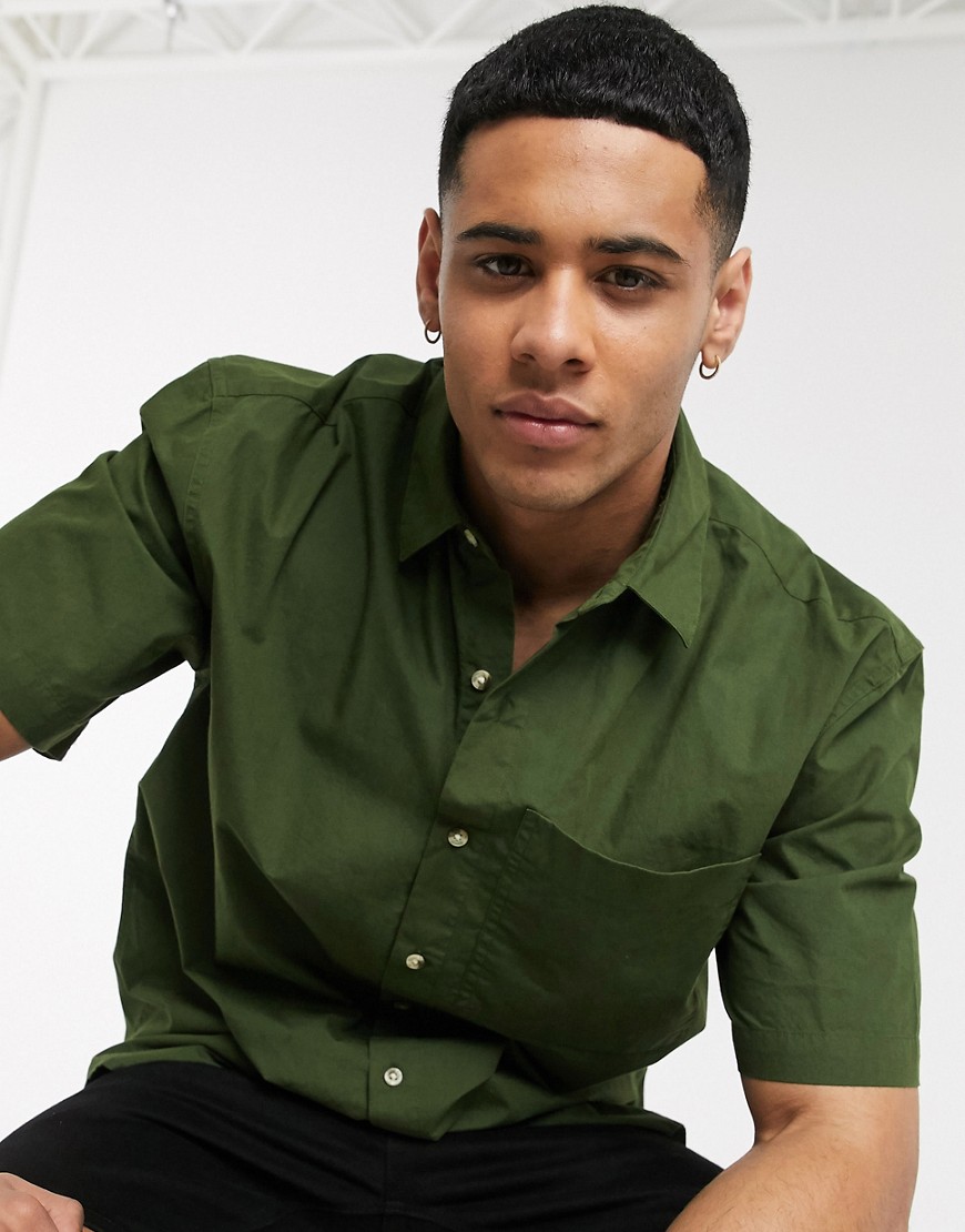 Topman – Khakifärgad skjorta i oversize med kort ärm-Grön