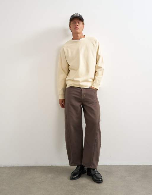 Topman klassisk croppad sweatshirt med raglanärmar och rå fåll i naturvit, 2 av 5