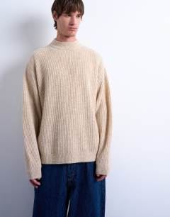 Model wearing Knitted jumper in stone
