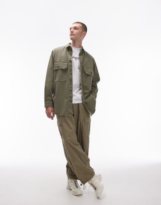 Topman – Koszula oversize z diagonalu z długimi rękawami i dwiema kieszeniami w spranym kolorze zielonym