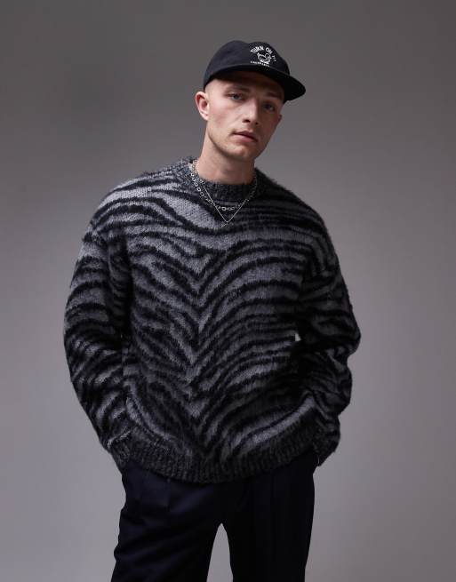 Topman – Lässig geschnittener Pullover mit Animal-Print in Schwarz-Weiß, 3 von 4